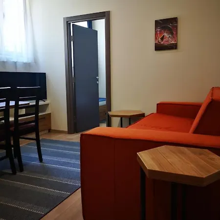 Apartments&camping Zip アパート Kremna