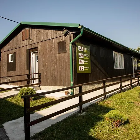 Διαμέρισμα Apartments&camping Zip Kremna