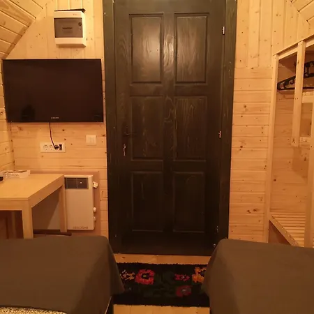 Apartments&camping Zip アパート