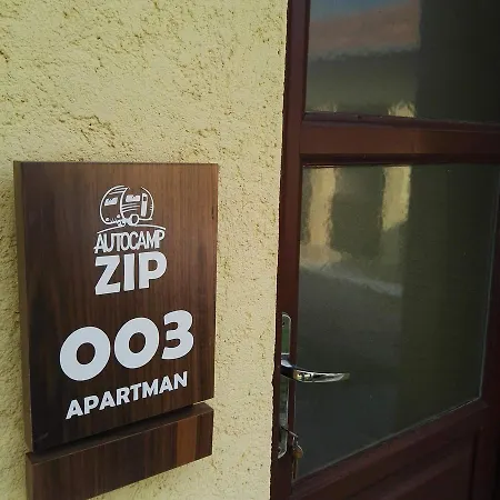 Apartments&camping Zip * Kremna