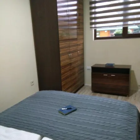Apartment Apartments&camping Zip Kremna