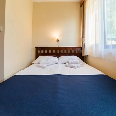 Apartment Apartments&camping Zip Kremna